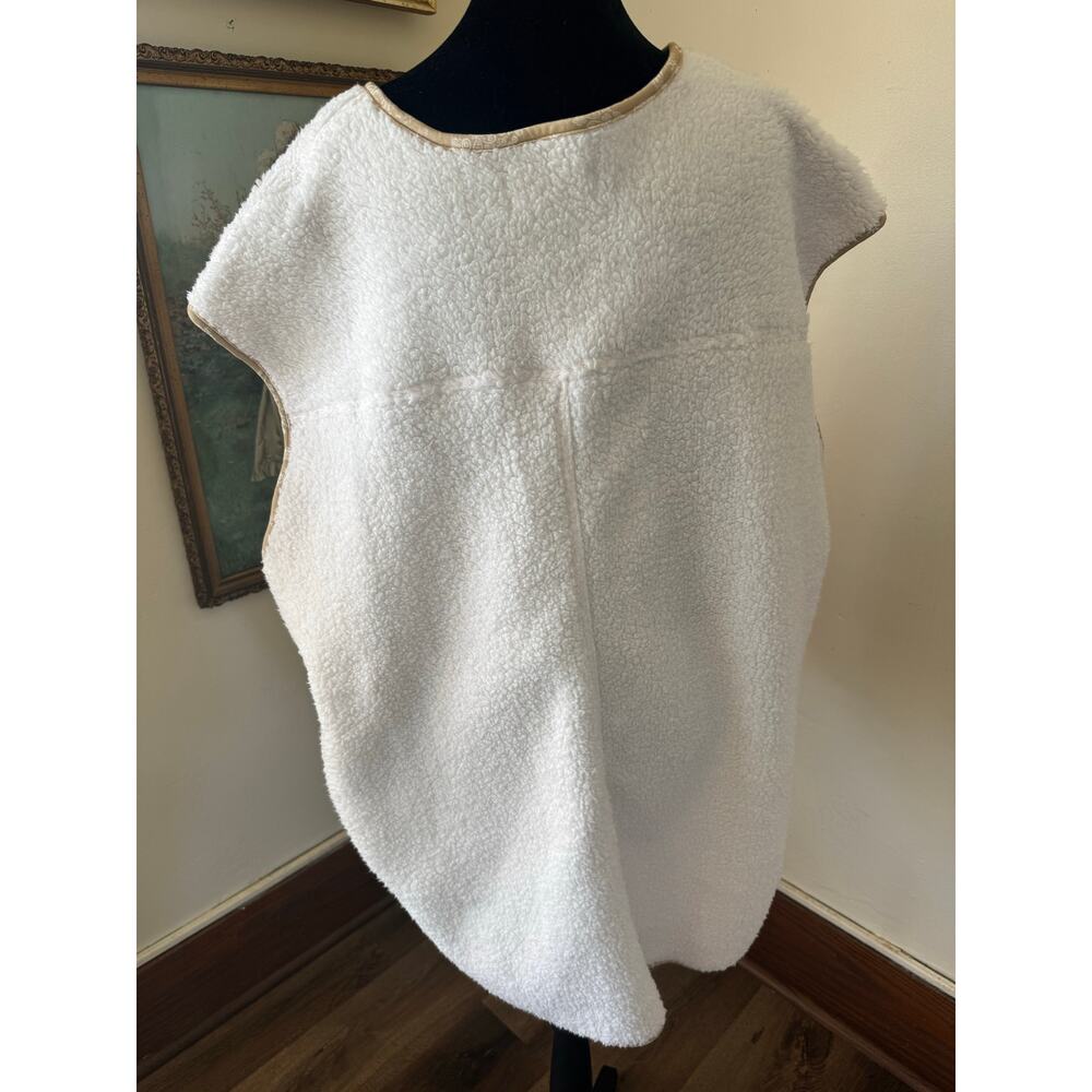Free People Cuddle Up Sherpa Poncho Vest XL LG Ivory Oversized OB2134611 - Picture 3 of 12
